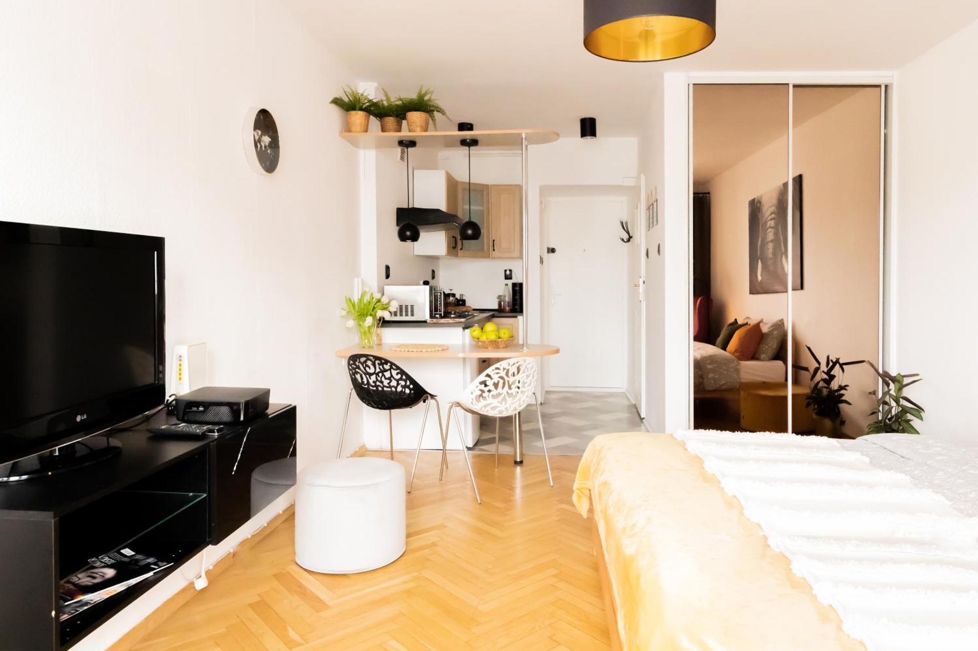Piotrapartments - Big City Life Apartments In Central Warszawa Exterior photo