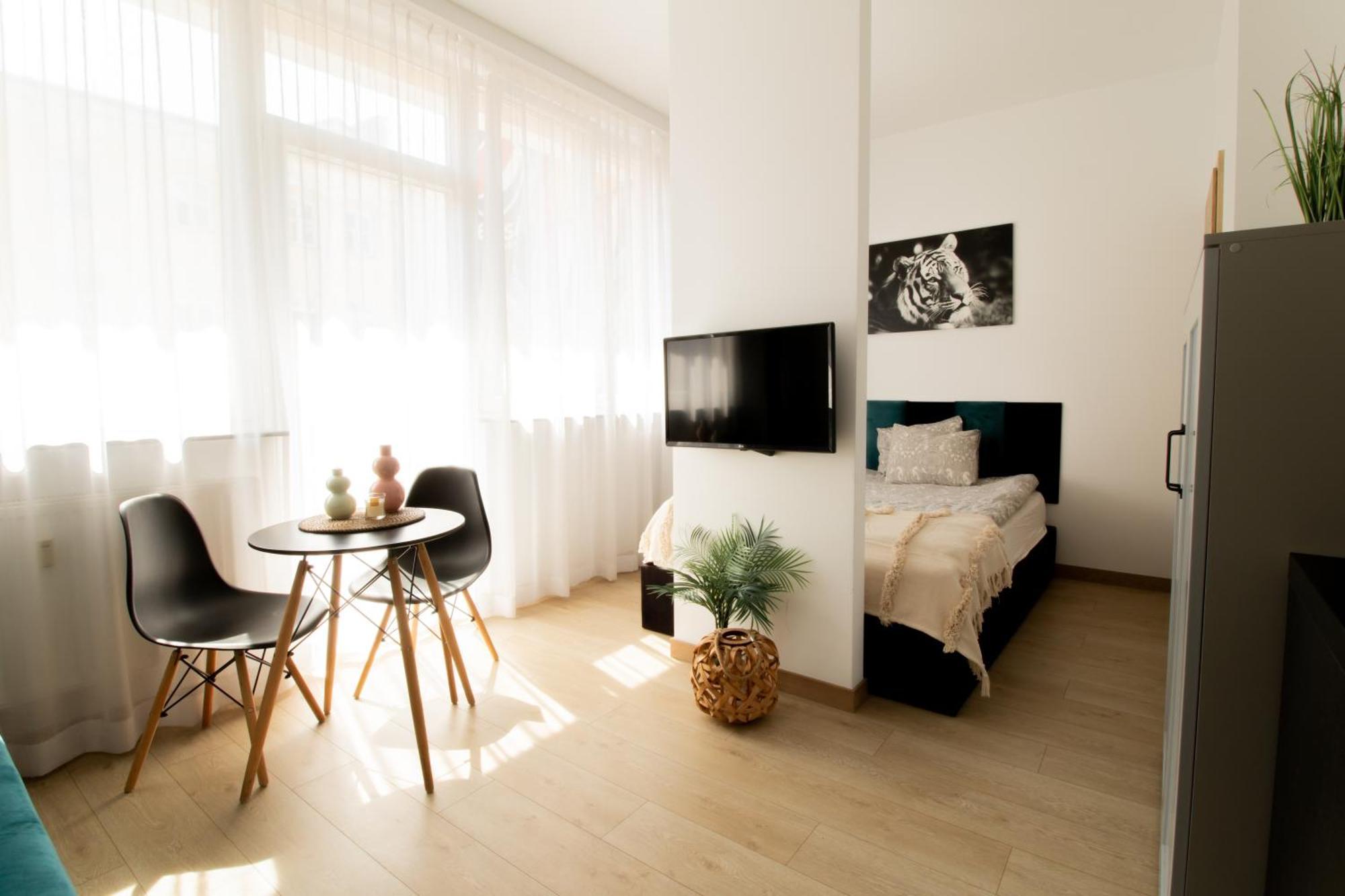 Piotrapartments - Big City Life Apartments In Central Warszawa Exterior photo